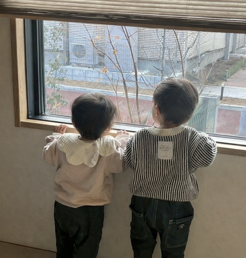 小上がり畳コーナにつけたフィックス窓